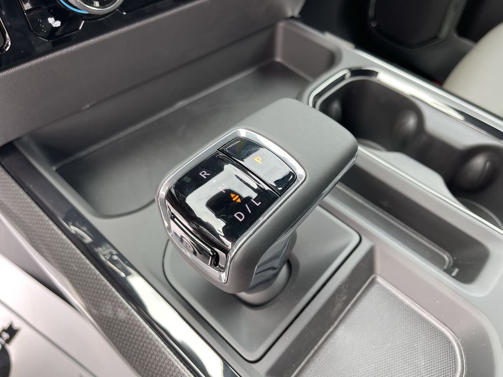 2026 Chevrolet Silverado 1500 ZR2 - Photo 19