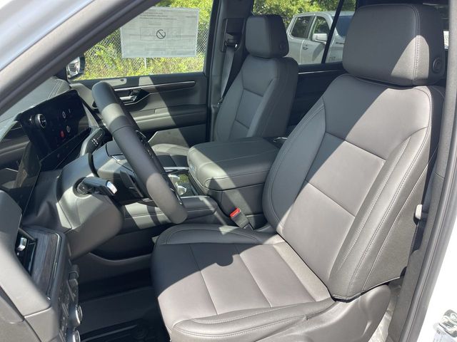 2026 Chevrolet Tahoe Z71 - Photo 11