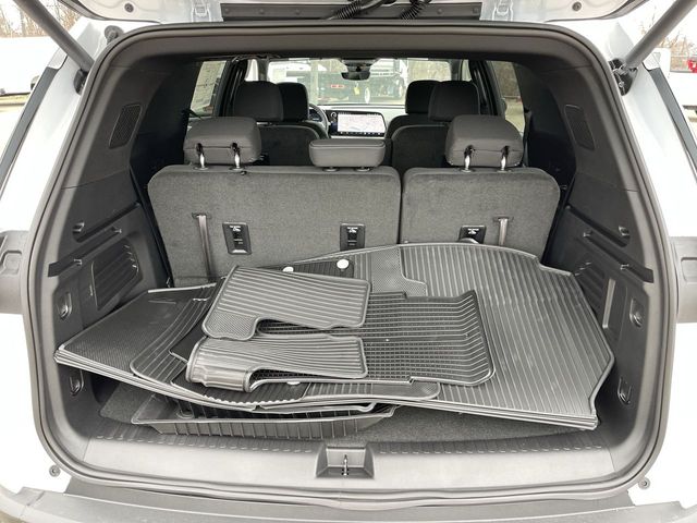 2026 Chevrolet Traverse LT - Photo 24