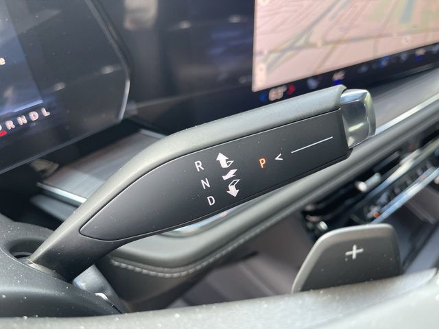2026 Chevrolet Tahoe Z71 - Photo 20