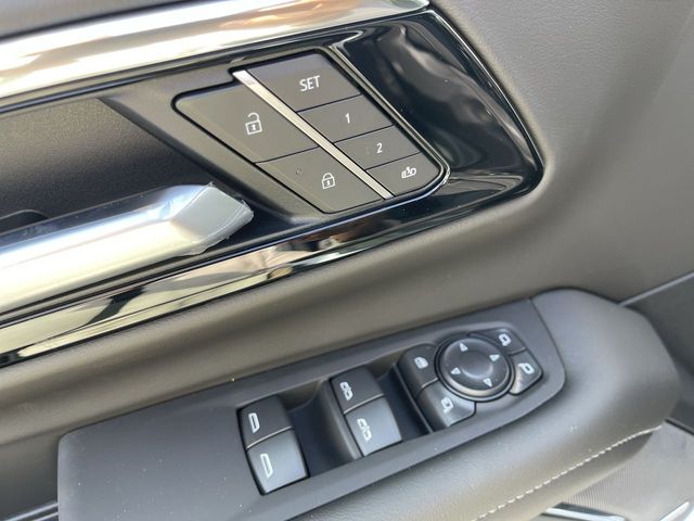 2026 Chevrolet Tahoe Z71 - Photo 13