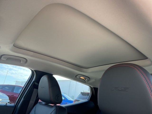 2027 Chevrolet Bolt RS - Photo 22