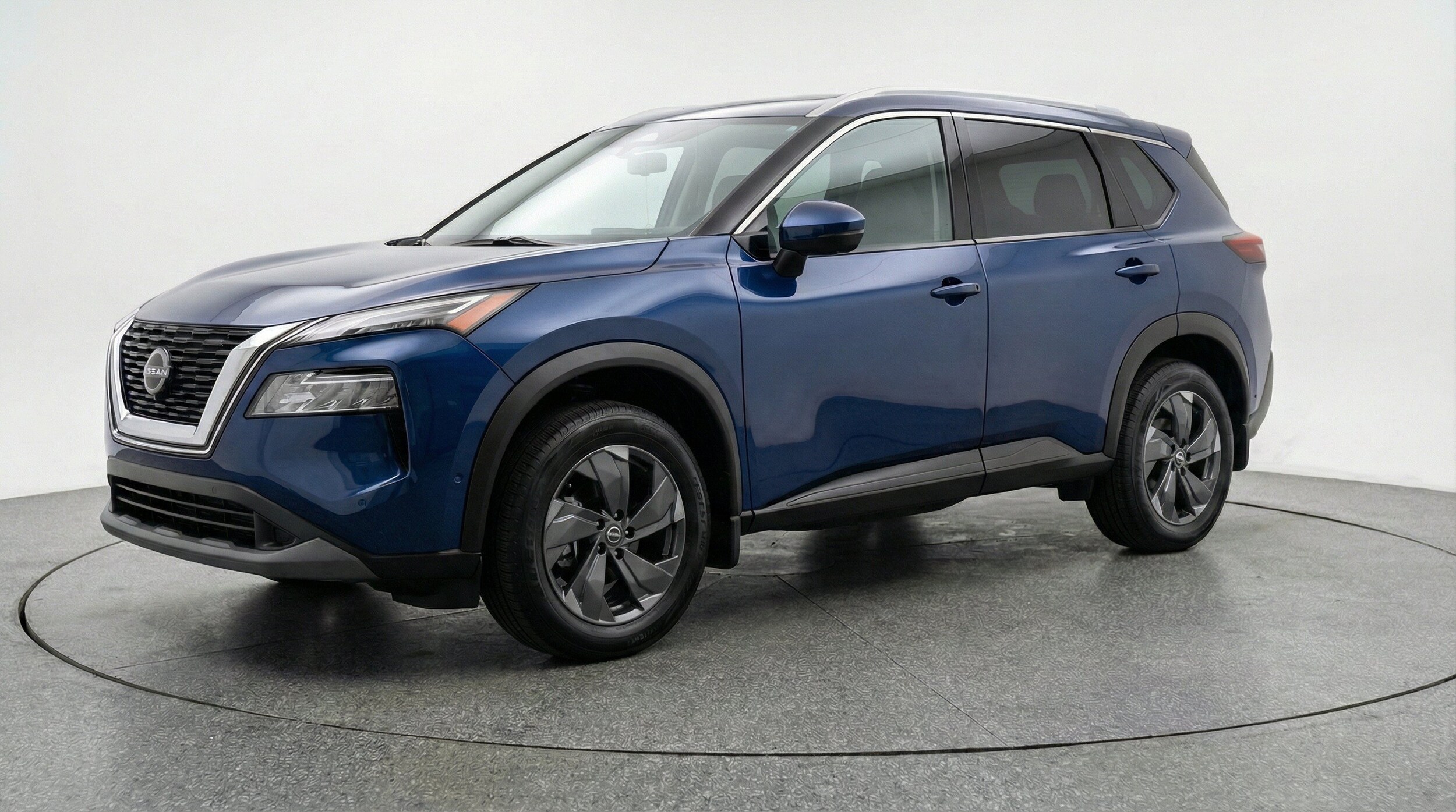 Thumbnail: 2025 Nissan Rogue - 3