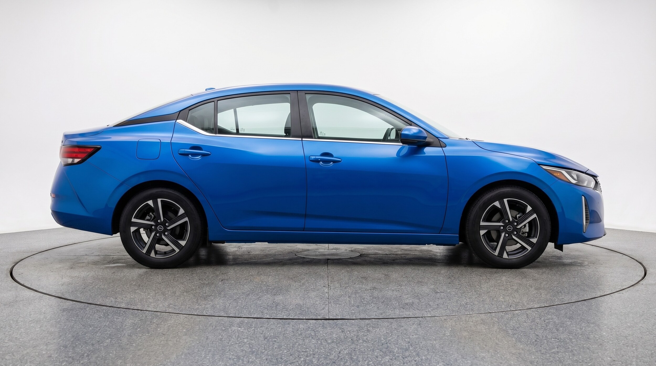 Thumbnail: 2025 Nissan Sentra - 8