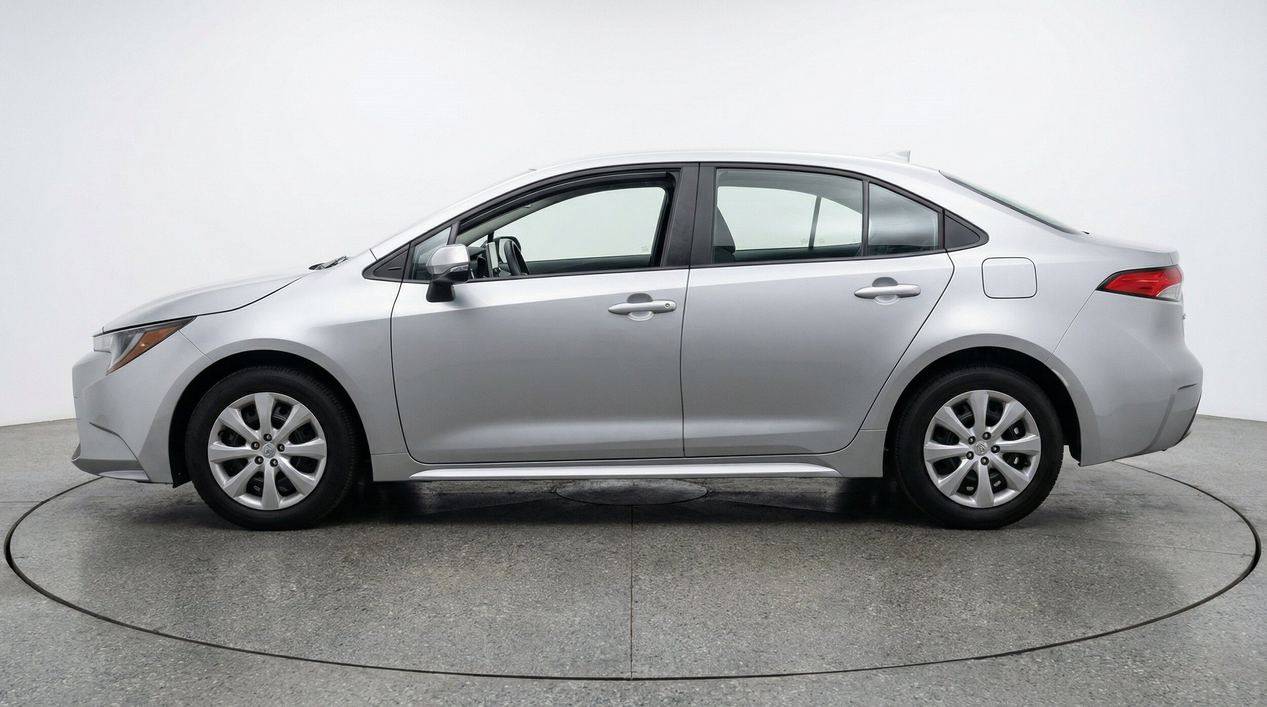 Thumbnail: 2025 Toyota Corolla - 5