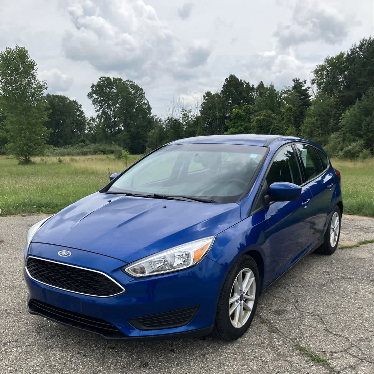 Used 2018 Ford Focus SE with VIN 1FADP3K23JL249055 for sale in Marlette, MI