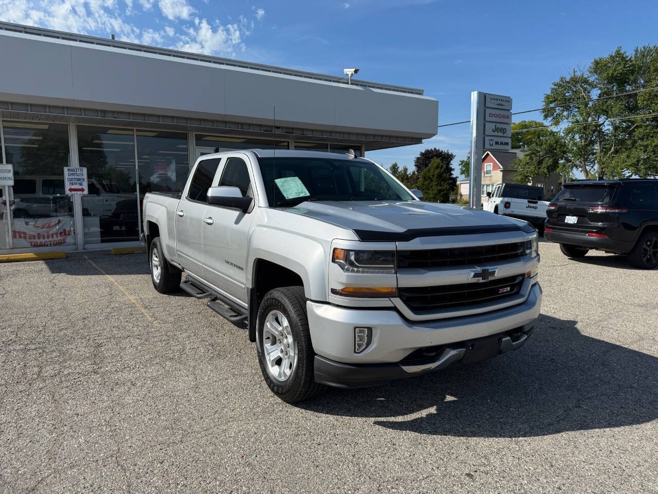 Used 2017 Chevrolet Silverado 1500 1LT with VIN 1GCUKREC4HF244312 for sale in Marlette, MI