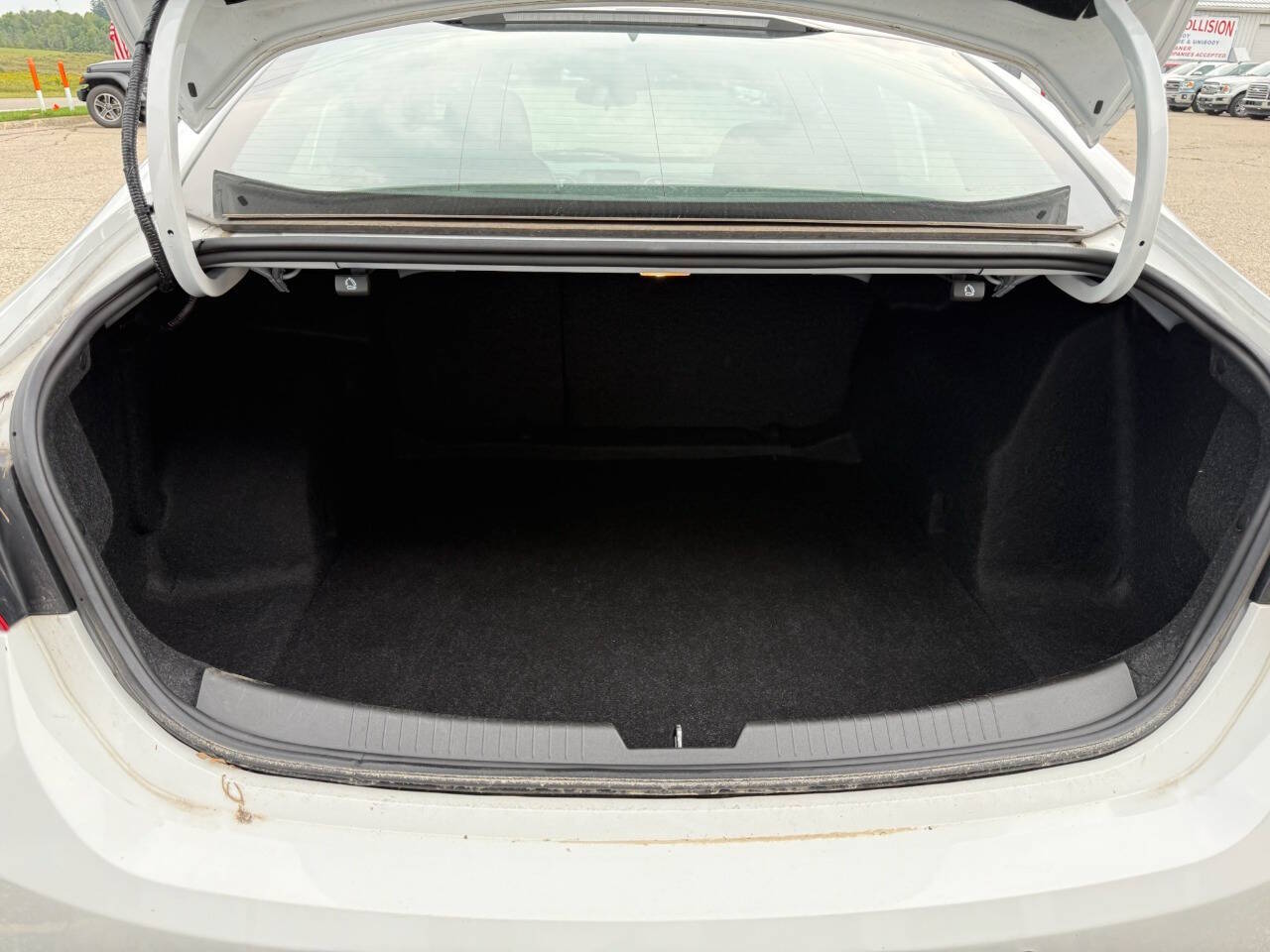 2024 Chevrolet Malibu 1LT - Photo 15