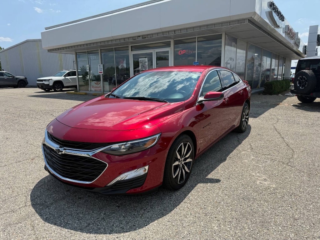 Used 2024 Chevrolet Malibu RS 4dr Sedan Sedan