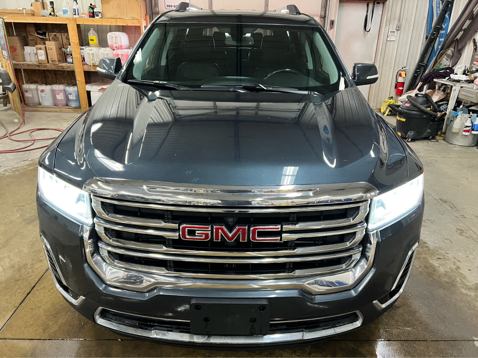 Used 2020 GMC Acadia SLT with VIN 1GKKNULS7LZ109820 for sale in Marlette, MI