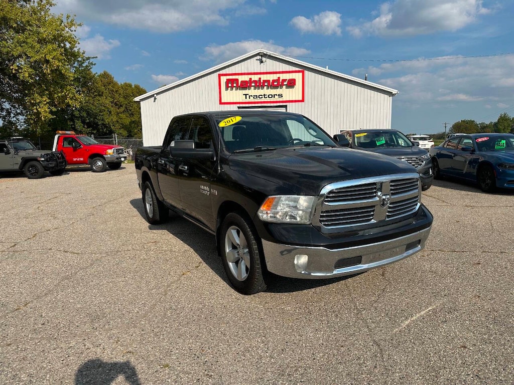 Used 2017 Ram 1500 Big Horn 4x4 4dr Crew Cab 5.5 ft. SB Pickup Pickup Truck