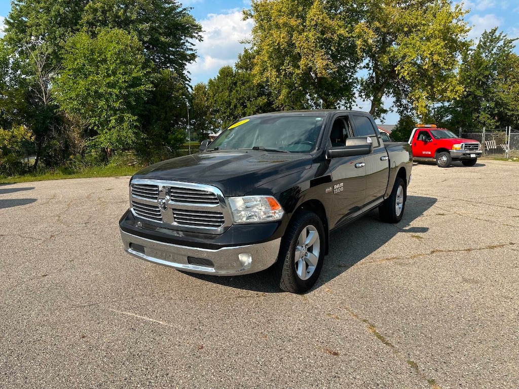 Used 2017 Ram 1500 Big Horn 4x4 4dr Crew Cab 5.5 ft. SB Pickup Pickup Truck