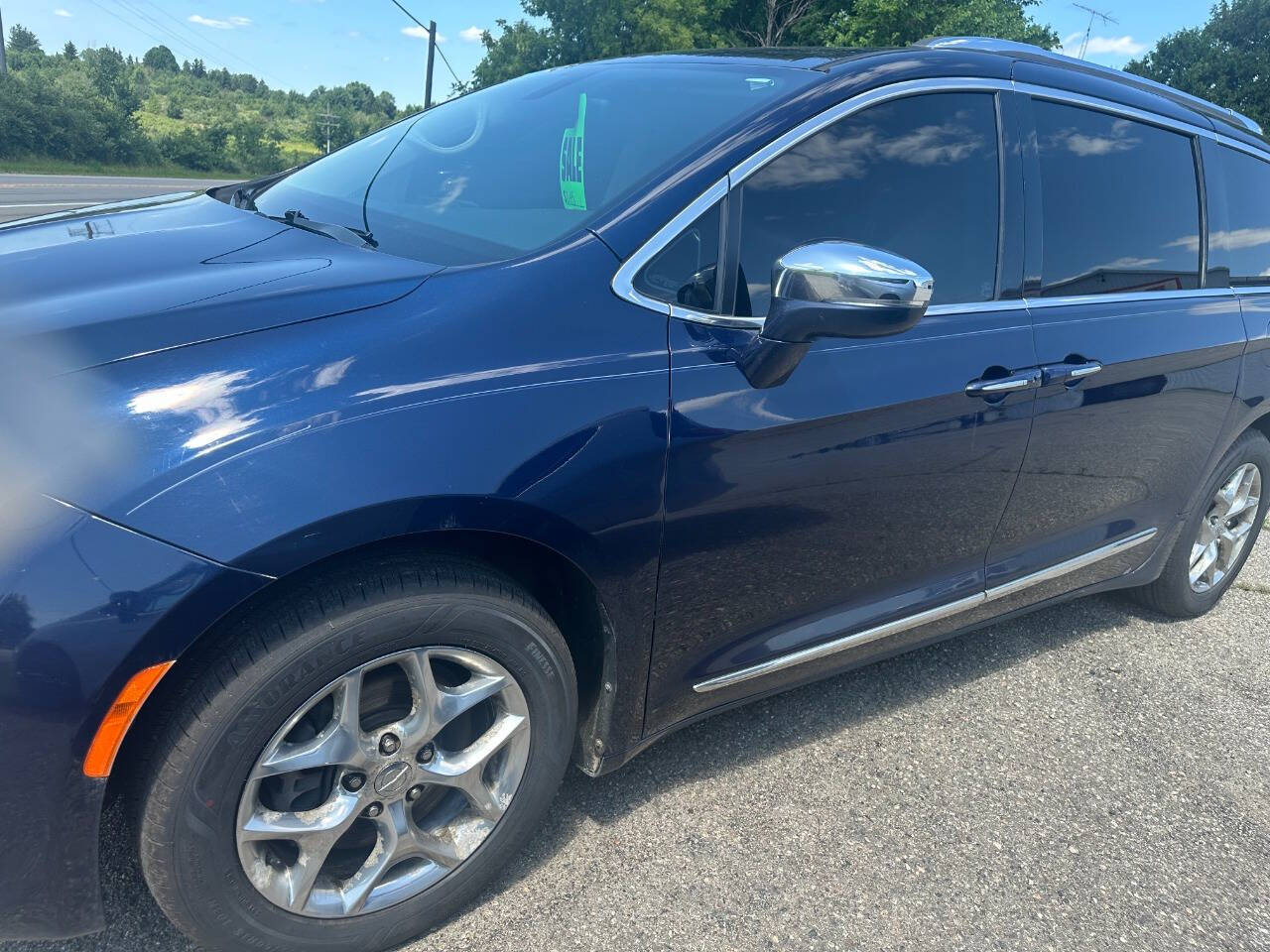 Used 2018 Chrysler Pacifica Limited with VIN 2C4RC1GG3JR237354 for sale in Marlette, MI