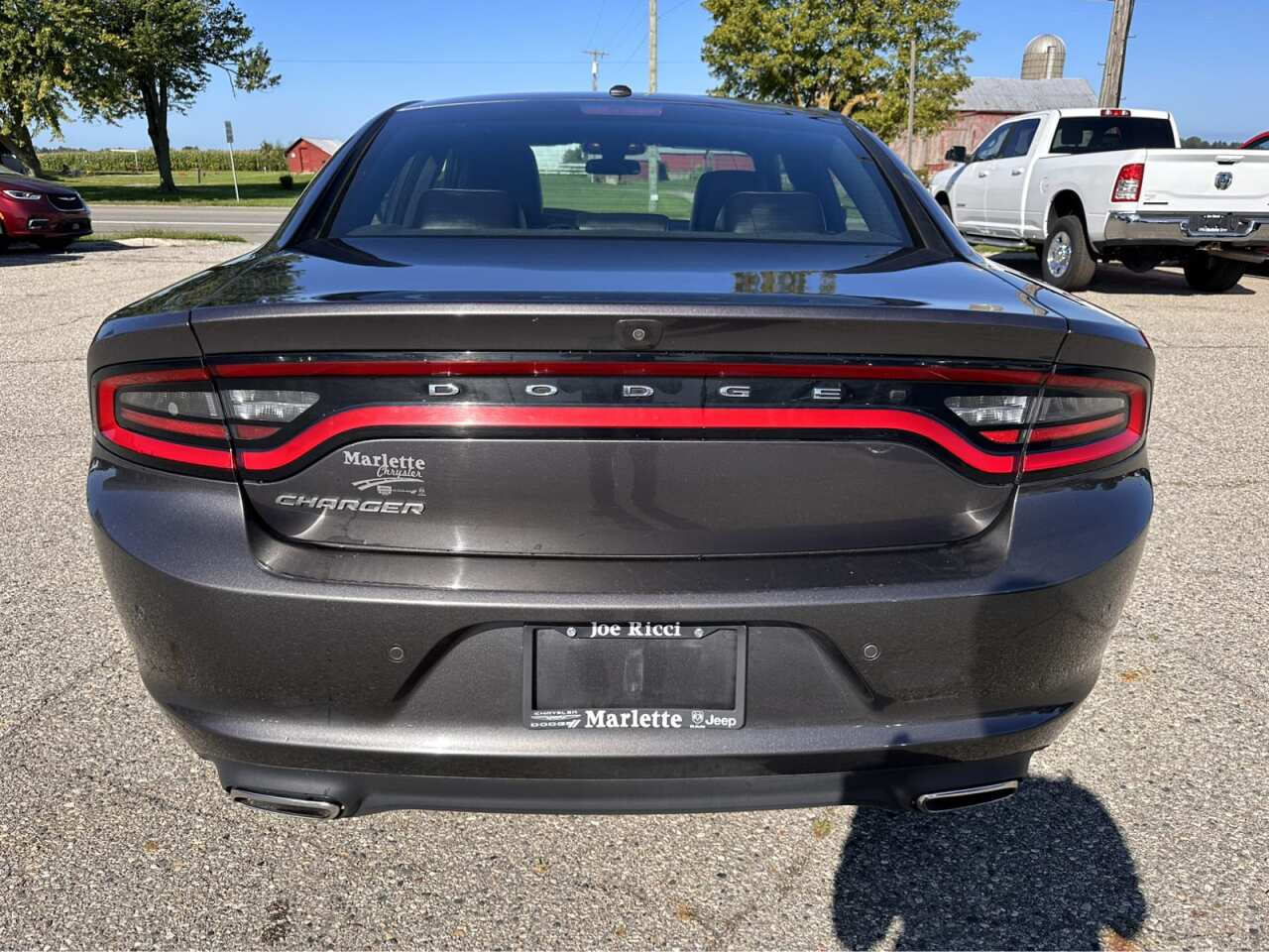 2021 Dodge Charger SXT photo 4