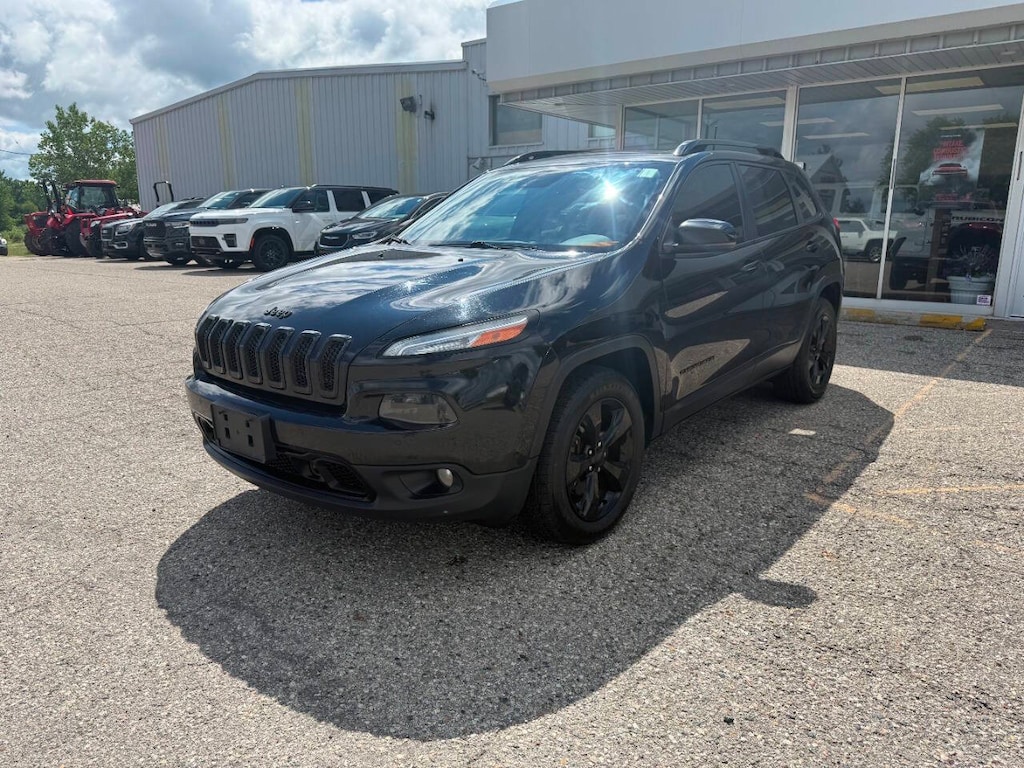 Used 2018 Jeep Cherokee Limited 4x4 4dr SUV SUV