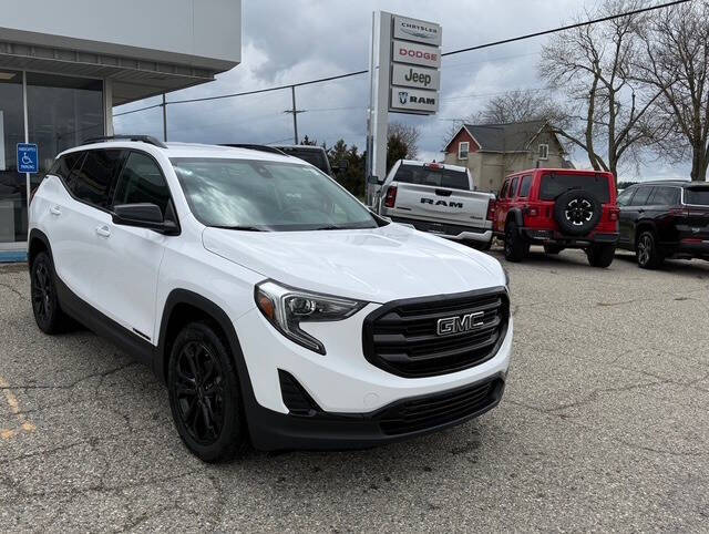 Used 2020 GMC Terrain SLE with VIN 3GKALTEV6LL177911 for sale in Marlette, MI