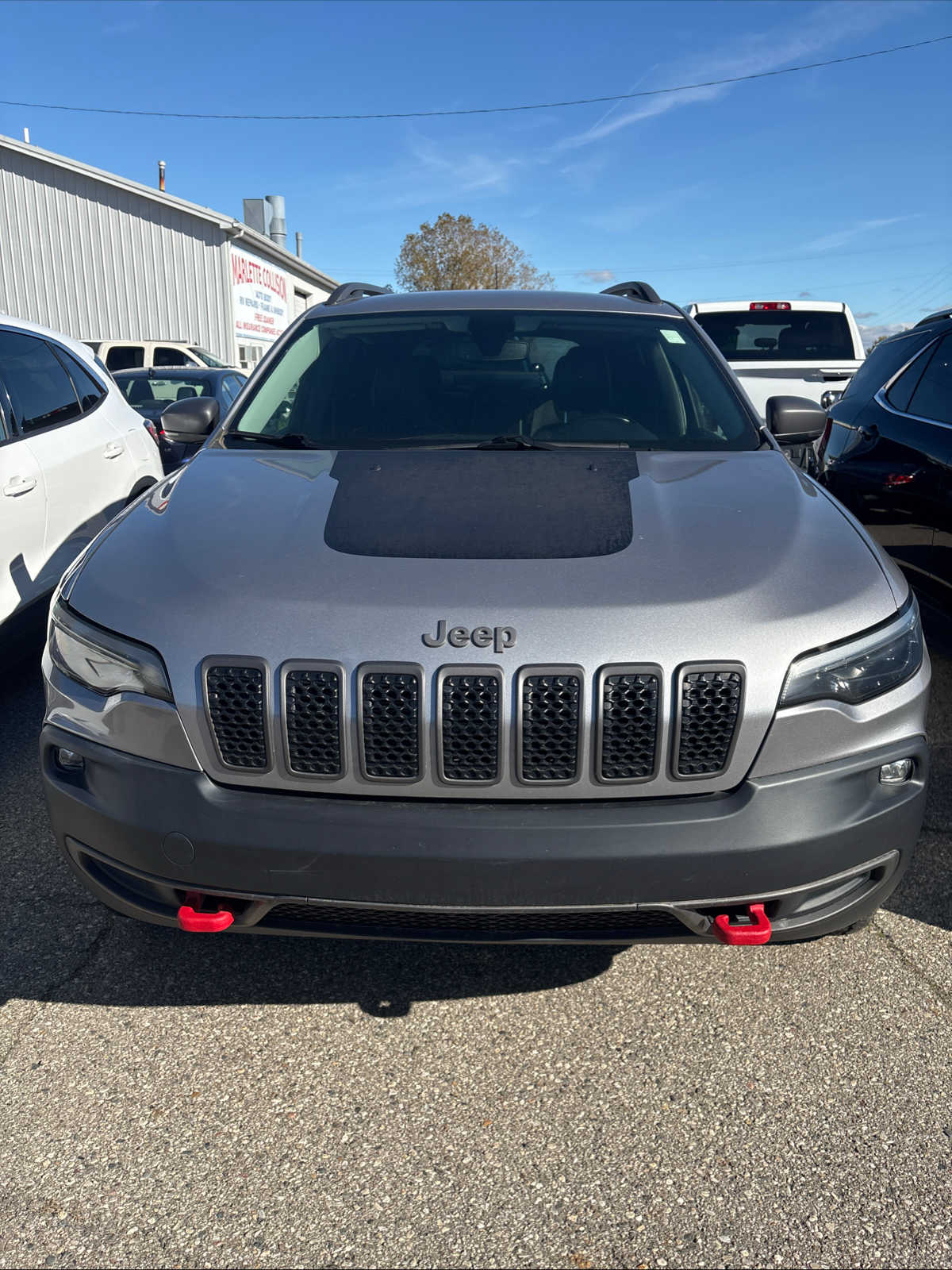 Used 2020 Jeep Cherokee Trailhawk with VIN 1C4PJMBXXLD597345 for sale in Marlette, MI