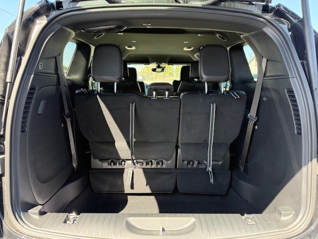 2026 Chrysler Pacifica Select - Photo 11