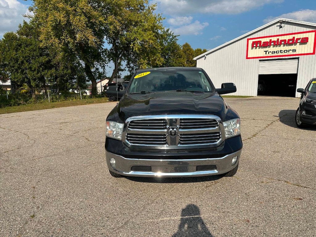 Used 2017 Ram 1500 Big Horn 4x4 4dr Crew Cab 5.5 ft. SB Pickup Pickup Truck