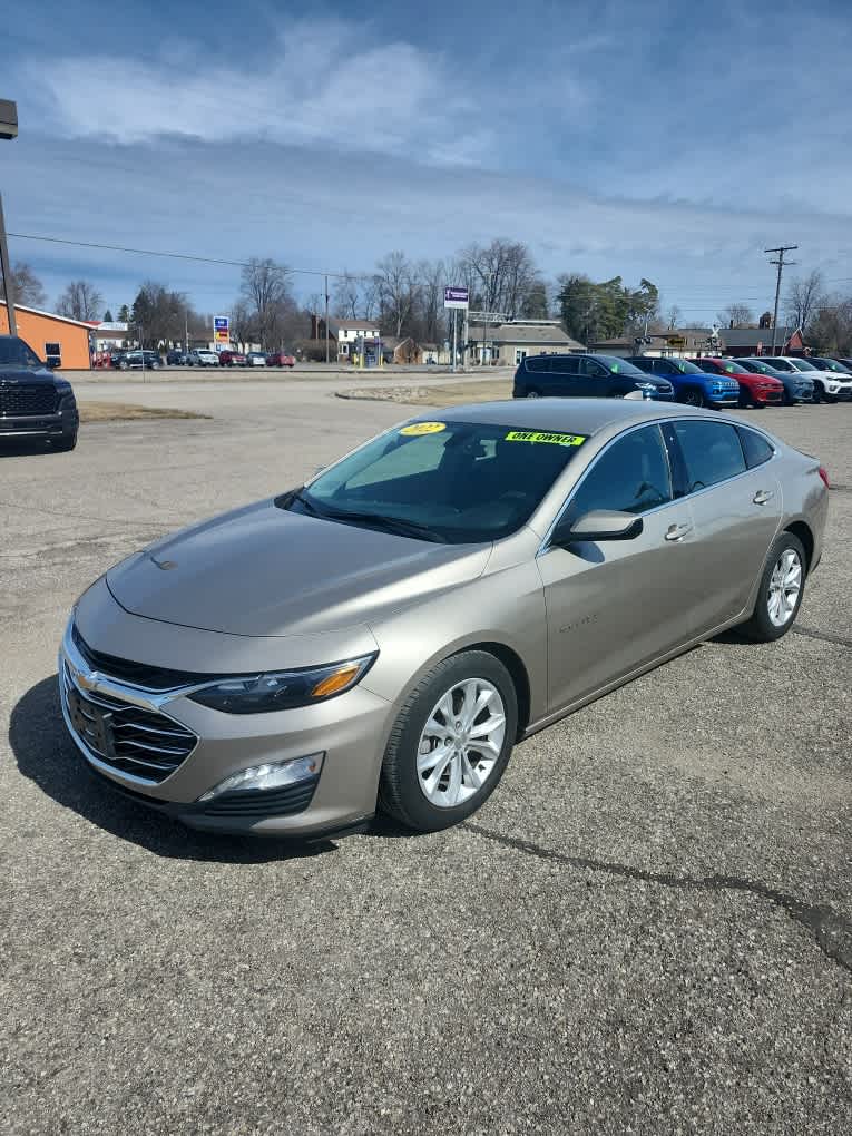 Used 2022 Chevrolet Malibu 1LT with VIN 1G1ZD5ST6NF154919 for sale in Marlette, MI