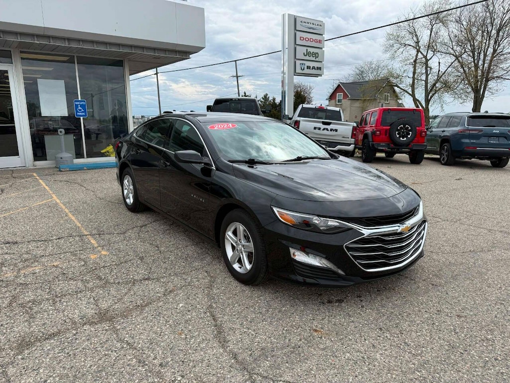 Used 2024 Chevrolet Malibu LT 4dr Sedan w/1LT Sedan