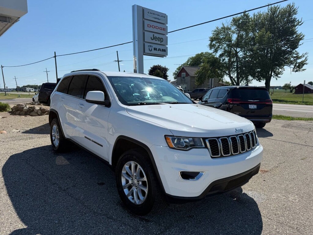 Used 2021 Jeep Grand Cherokee Laredo E 4x4 4dr SUV SUV