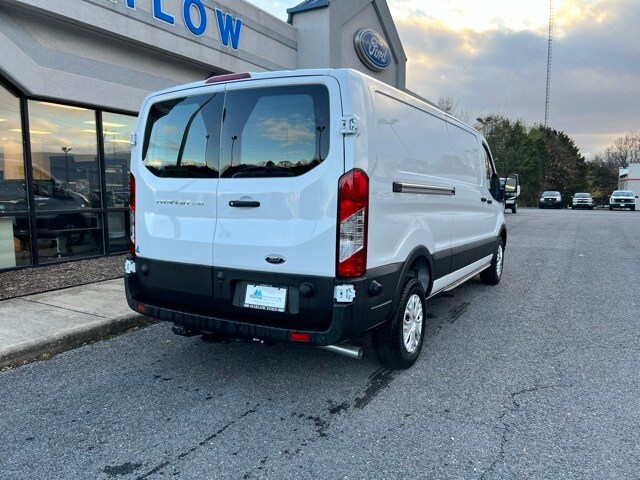 2024 Ford Transit photo 4