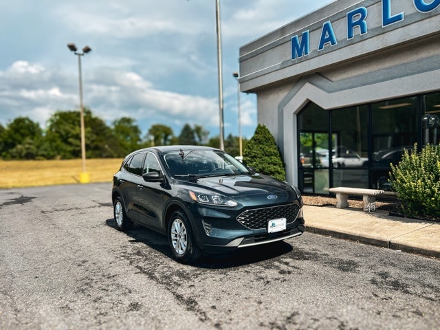 Used 2022 Ford Escape SE with VIN 1FMCU9G60NUA97972 for sale in Luray, VA