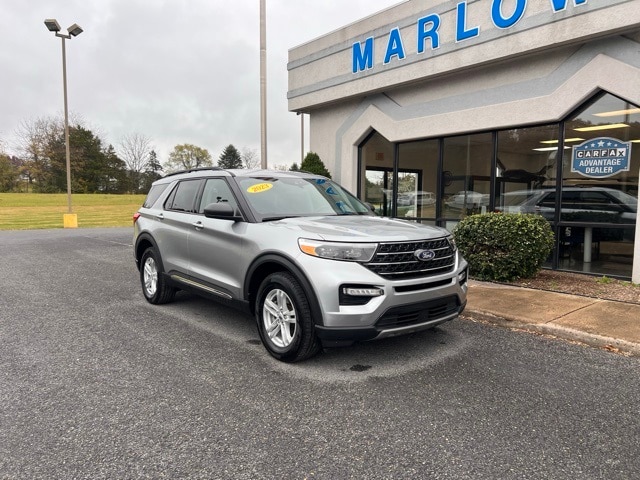 2023 Ford Explorer XLT's photo