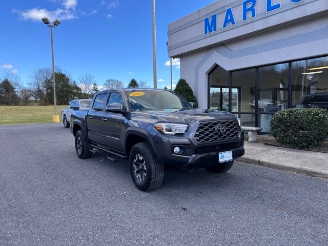 2023 Toyota Tacoma SR5's photo