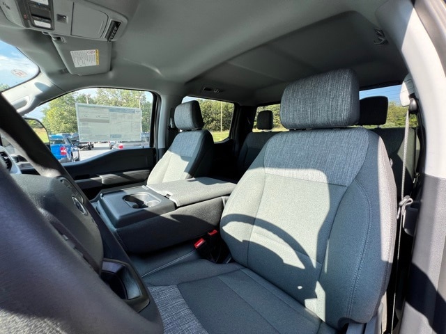 2026 Ford F-250 XLT photo 4