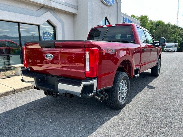 2025 Ford F-250 XLT photo 4