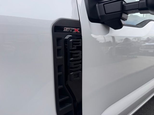 2026 Ford F-350 Super Duty XL - Photo 17