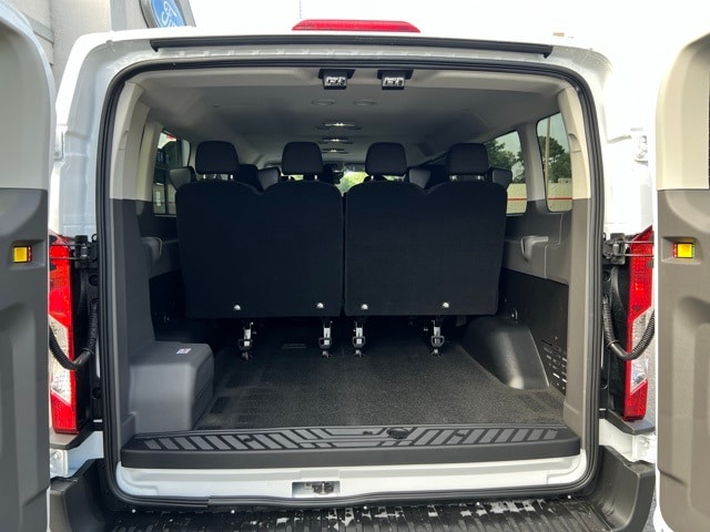 2025 Ford Transit photo 4