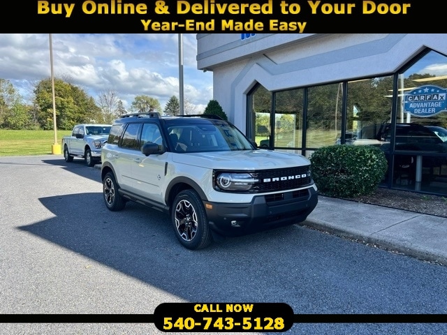 2025 Ford Bronco Sport Outer Banks's photo