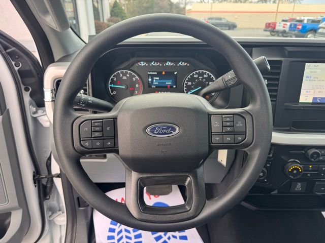 2026 Ford F-350 Super Duty XL - Photo 10