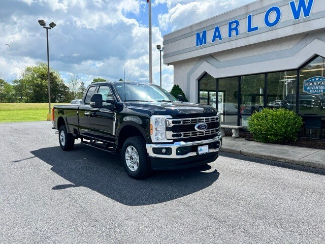 2025 Ford F-350 XLT photo 2
