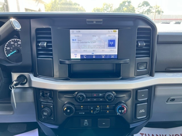 2026 Ford F-250 XLT photo 9
