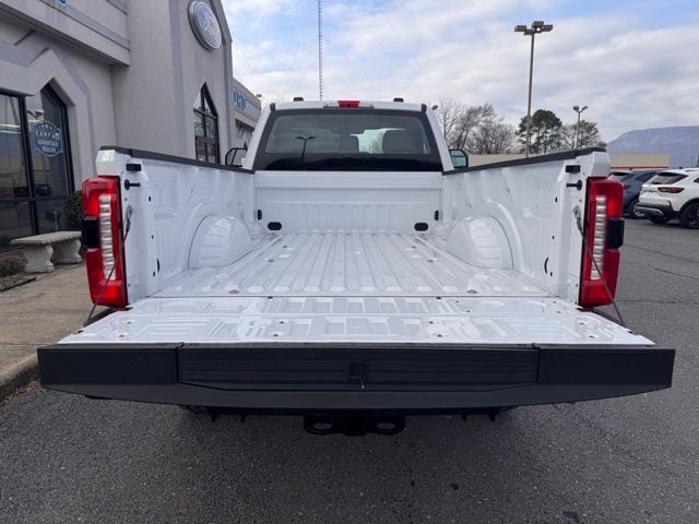2026 Ford F-350 Super Duty XL - Photo 6