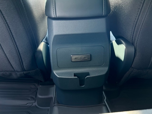 2025 Ford Maverick XL photo 16