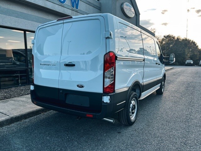 2024 Ford Transit photo 4