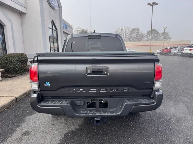 2021 Toyota Tacoma TRD Sport photo 3