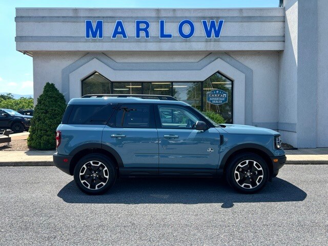 2023 Ford Bronco Sport Outer Banks photo 3
