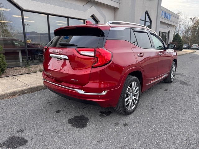2023 Gmc Terrain Denali photo 3