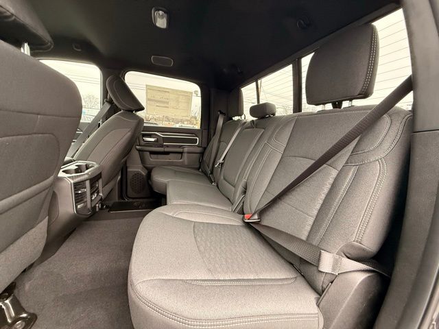 2026 RAM 3500 Big Horn - Photo 16