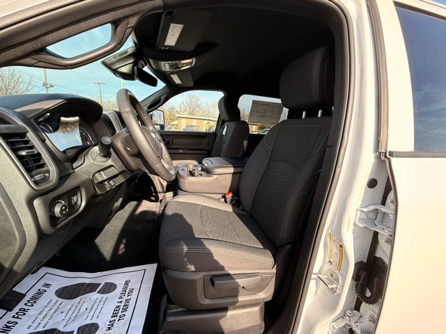 2026 RAM 3500 Tradesman - Photo 14