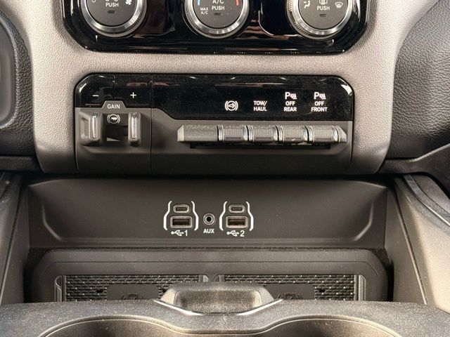 2026 RAM 3500 Big Horn - Photo 29