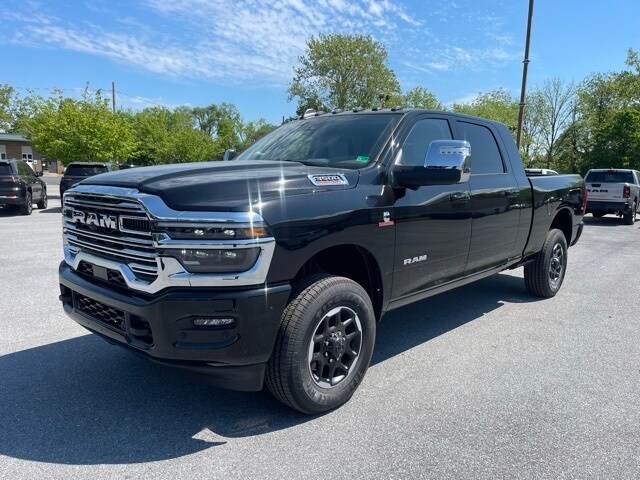 2025 Ram 3500 Laramie photo 2