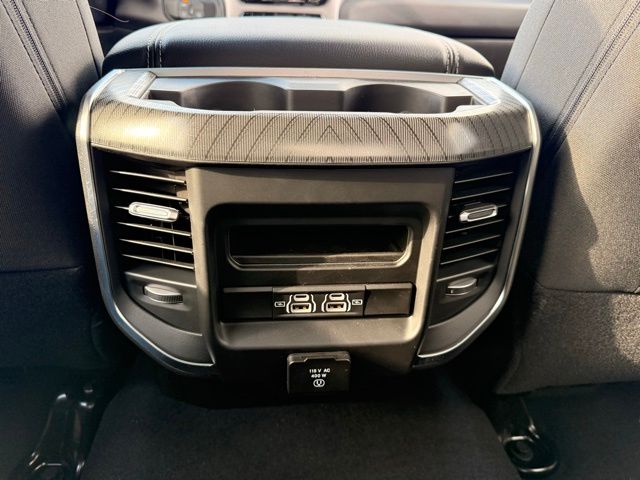 2026 RAM 3500 Big Horn - Photo 20