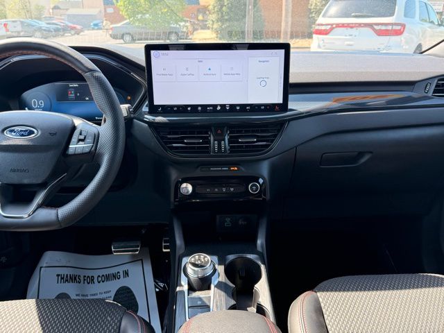 2023 Ford Escape ST-Line Select - Photo 28